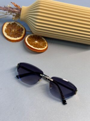 Miu Miu Cam Detaylı Güneş Gözlüğü - Gold Lacivert