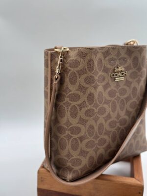 Coach monogram orta boy çapraz kum çanta