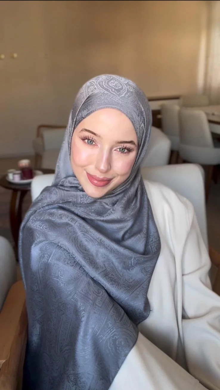 Oliva Pamuklu Kendinden Dokulu Etnik Desen Şal- Füme