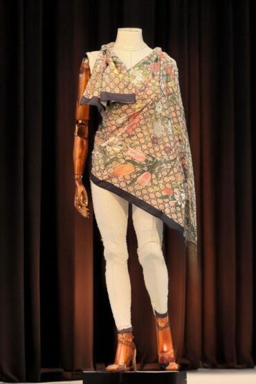 Latte Gucci Desen Pamuk Şal