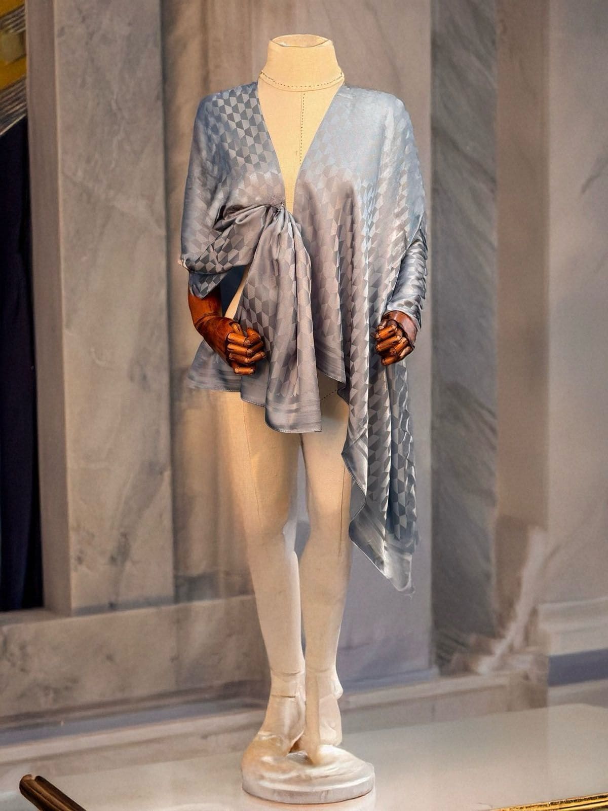 Gri Qoza Desen Jakar Şal