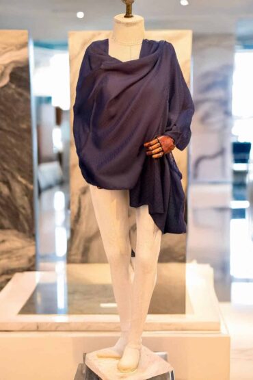 Lacivert Nokta Desen Jakar Şal