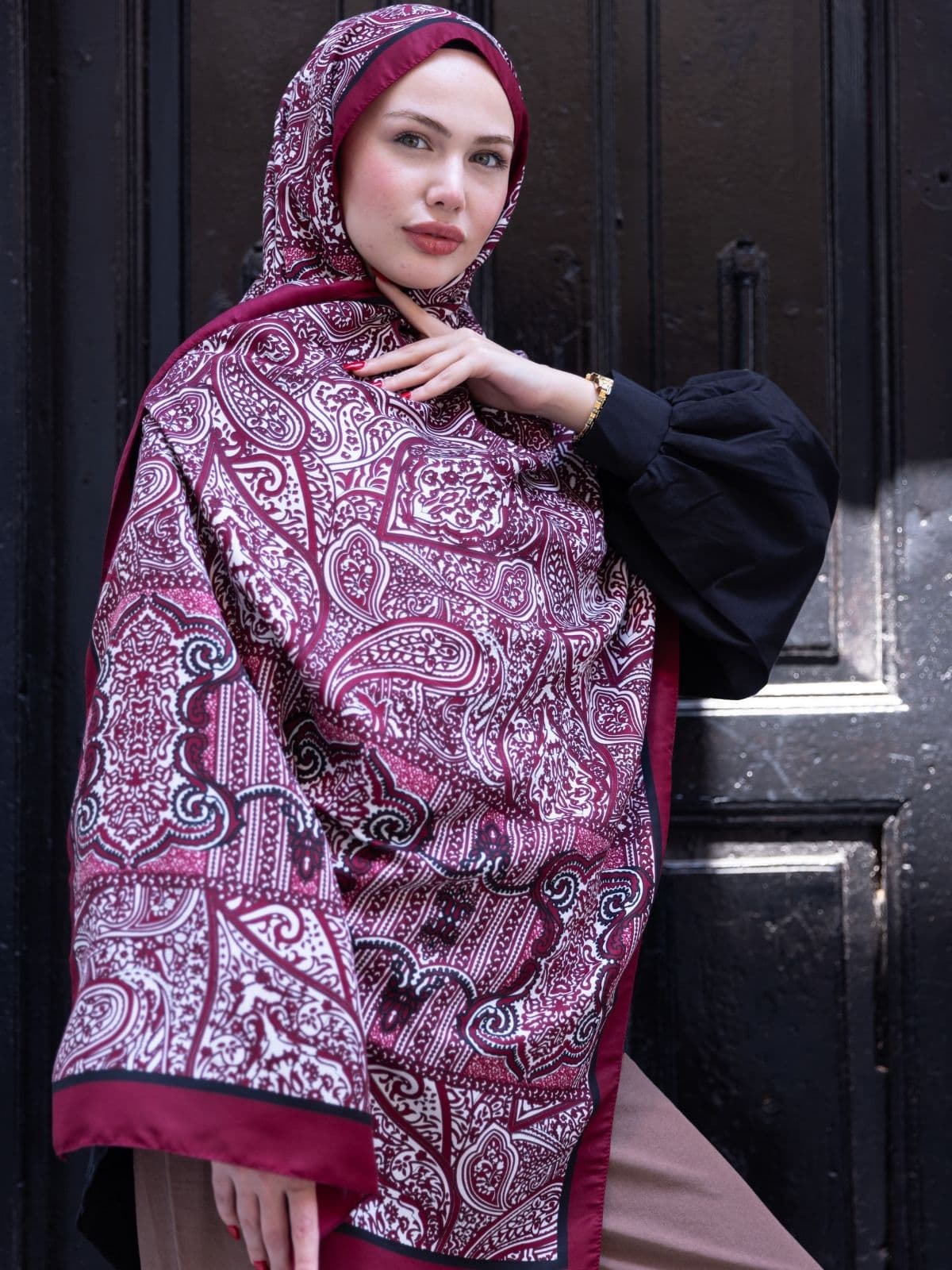 Deryanın Seçimi Bordo Soléa Desen İpek Pamuk Şal - Görsel 8