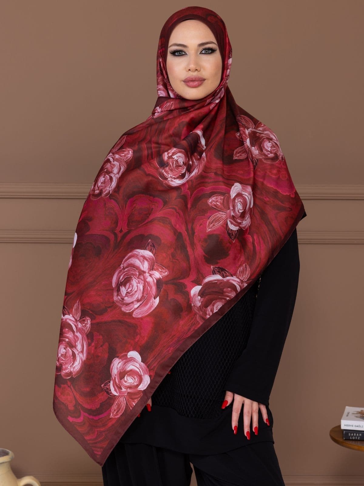 Kırmızı Çiçek Desen Pamuk Soft Şal - Görsel 2