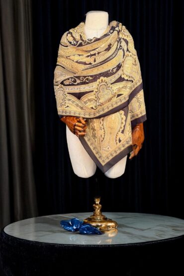 Gold Etnik Desen Pamuk Şal