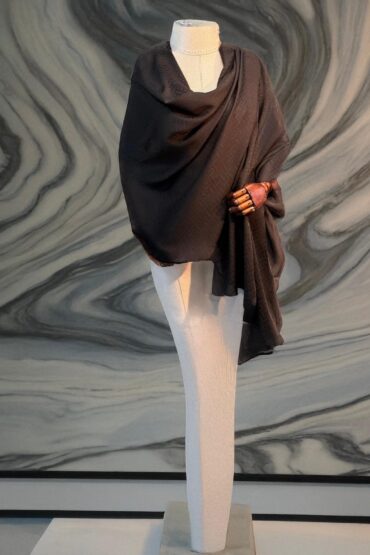 Siyah Nokta Desen Jakar Şal