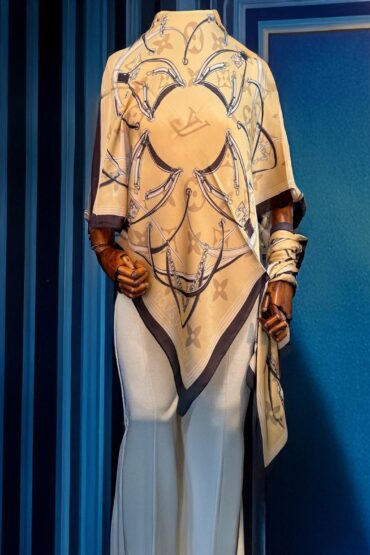 Camel Lv Vual İpek Şal