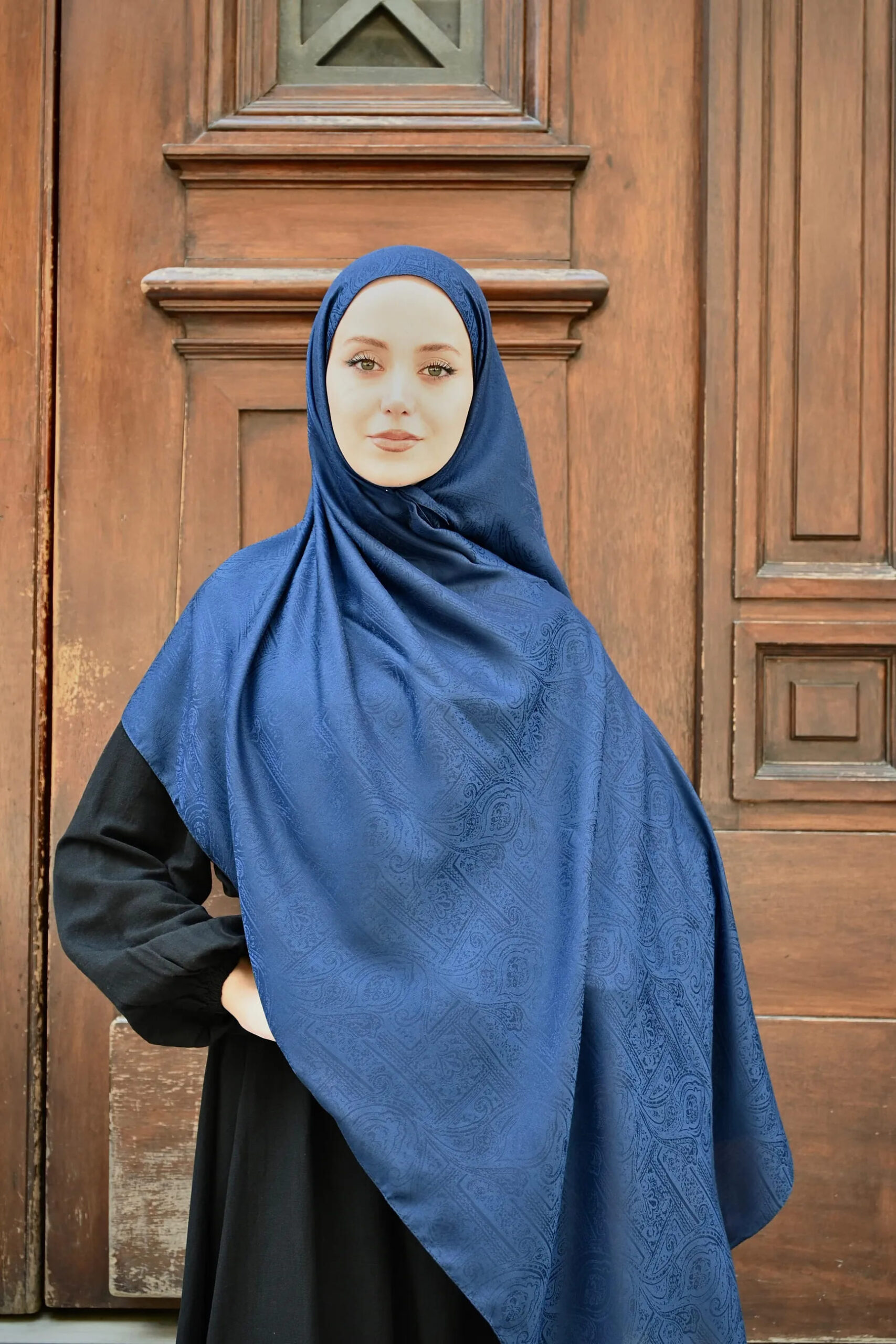 Oliva Pamuklu Kendinden Dokulu Etnik Desen Şal - İndigo