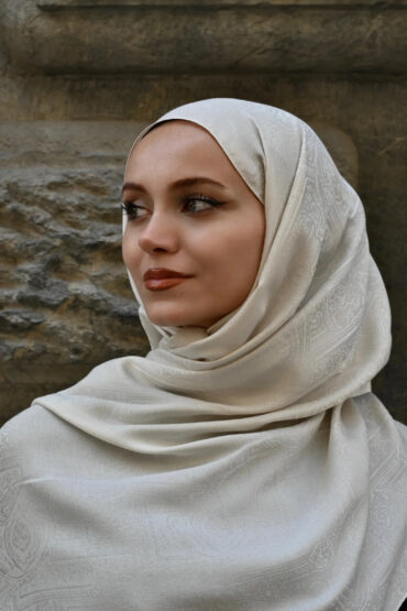 Oliva Pamuklu Kendinden Dokulu Etnik Desen Şal- Bej