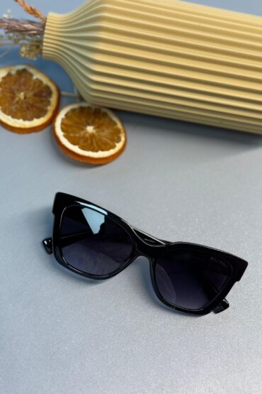 Miu Miu Kedi Gözü Güneş Gözlüğü