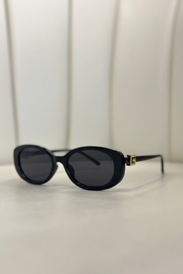 Gucci Oval Güneş Gözlüğü- Siyah