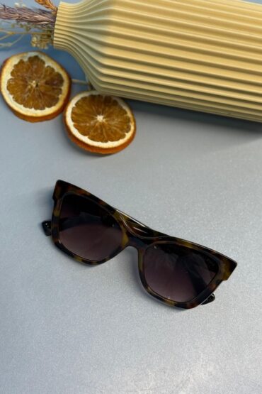 Miu Miu Kedi Gözü Güneş Gözlüğü - Leopar