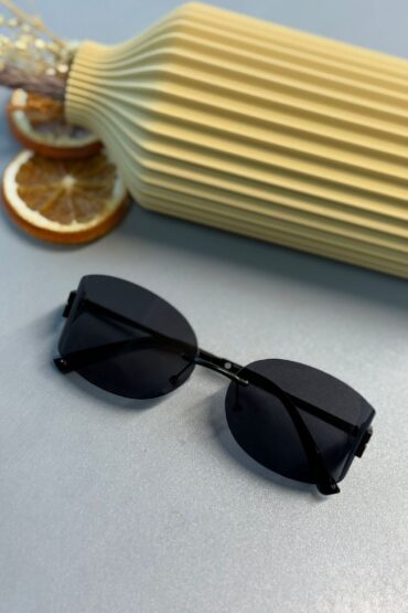 Mıu Mıu Özel Tasarım Köşeli Güneş Gözlüğü - Sİyah