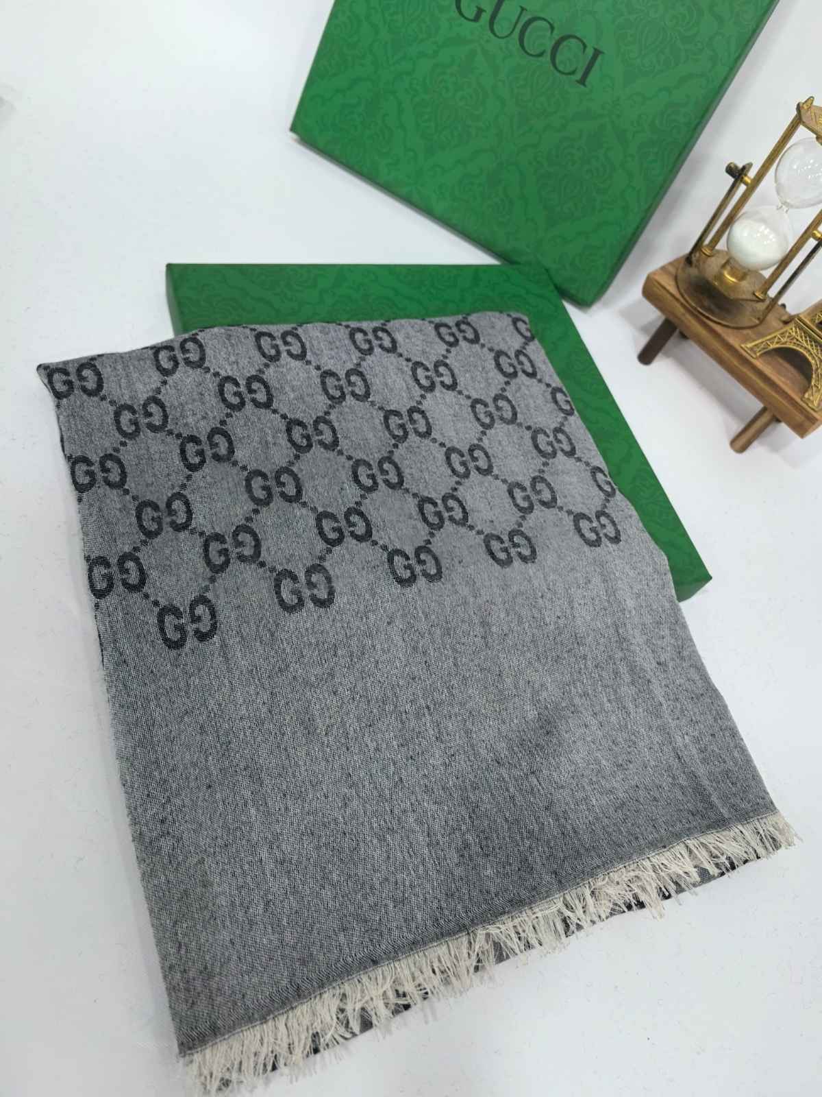 A Kalite İthal Yün İpek Şal – Siyah